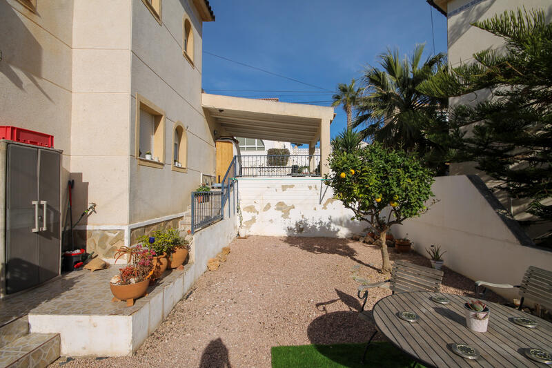 3 Cuarto Villa en venta