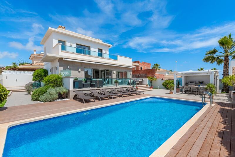 Villa till salu i Ciudad Quesada, Alicante