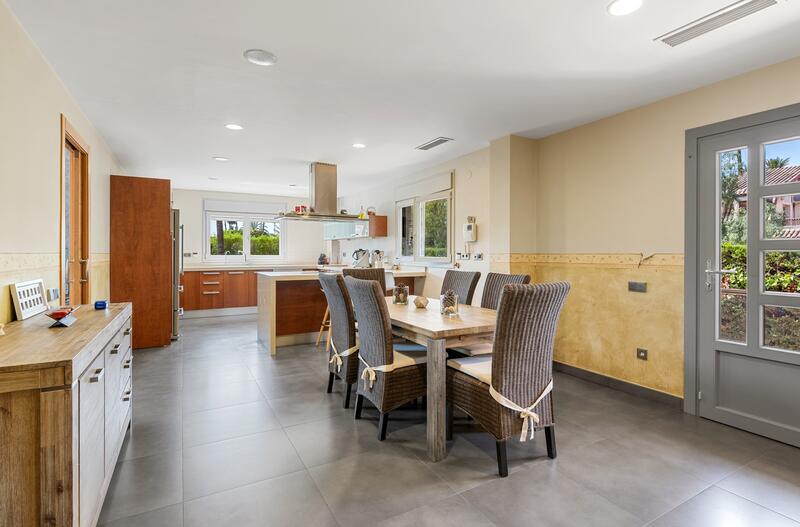 5 slaapkamer Villa Te koop