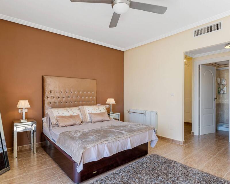 5 Cuarto Villa en venta