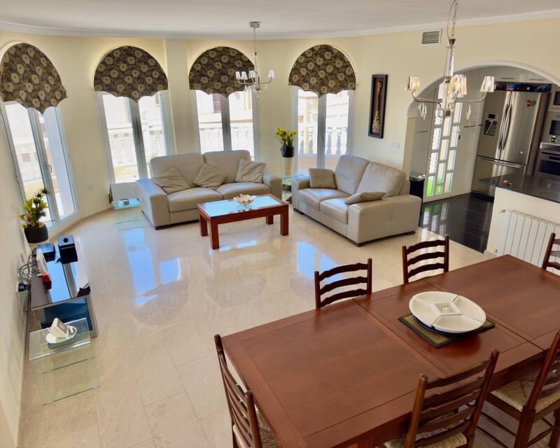 5 Cuarto Villa en venta