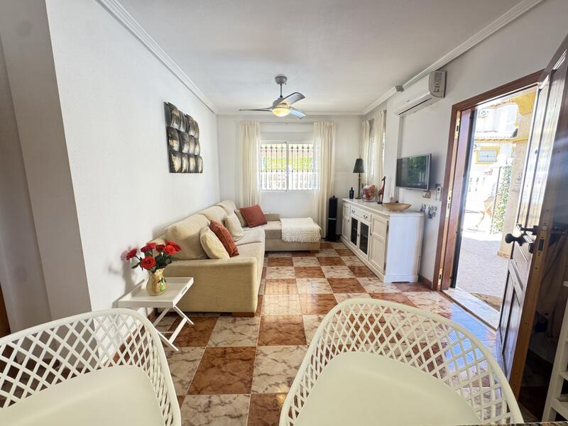 3 slaapkamer Gezinswoning Te koop