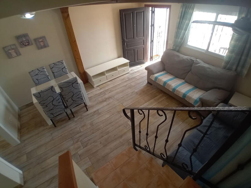 3 slaapkamer Gezinswoning Te koop
