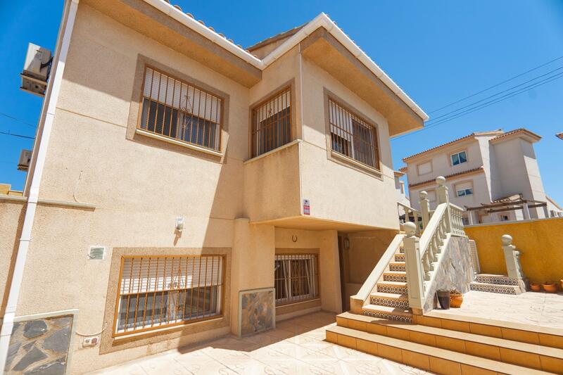 Villa à vendre dans Ciudad Quesada, Alicante
