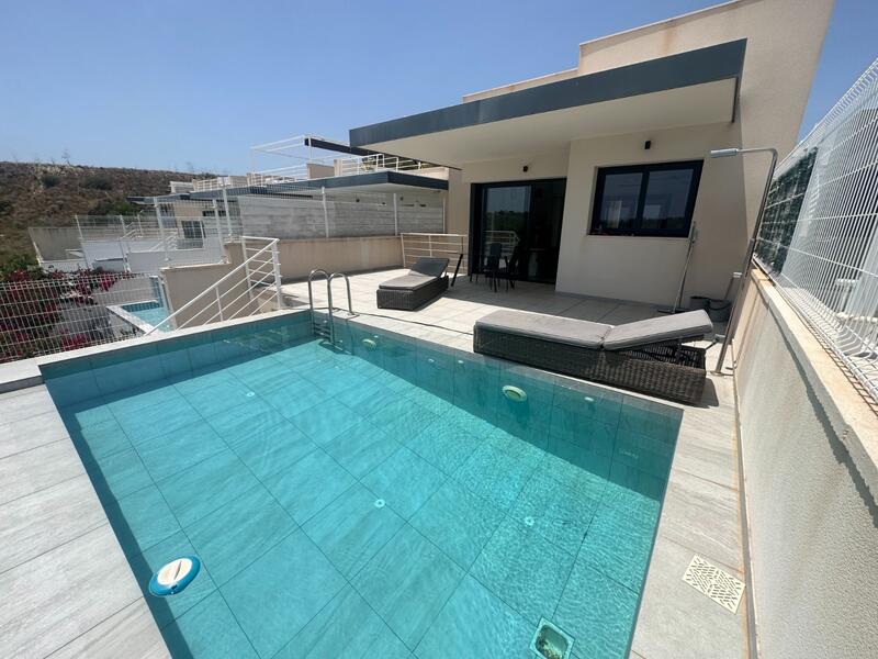 Villa à vendre dans San Miguel de Salinas, Alicante