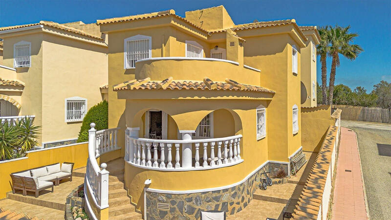 вилла продается в Ciudad Quesada, Alicante