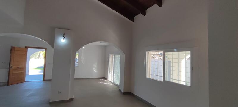 3 Schlafzimmer Landhaus zu verkaufen