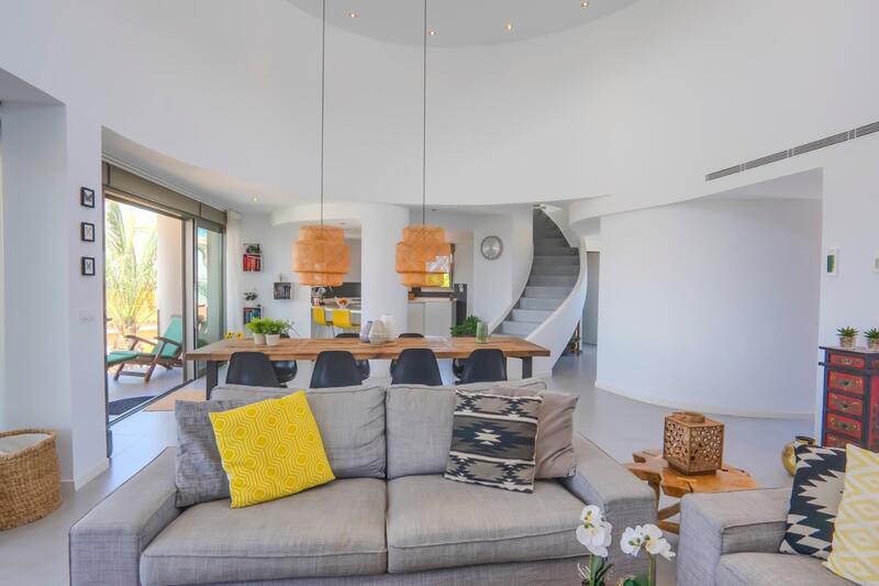 4 Cuarto Villa en venta