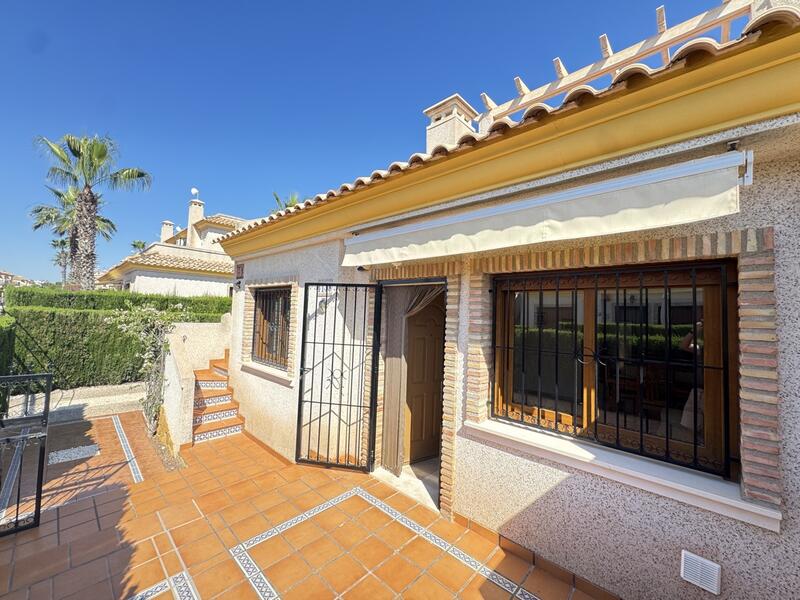 2 Cuarto Adosado en venta