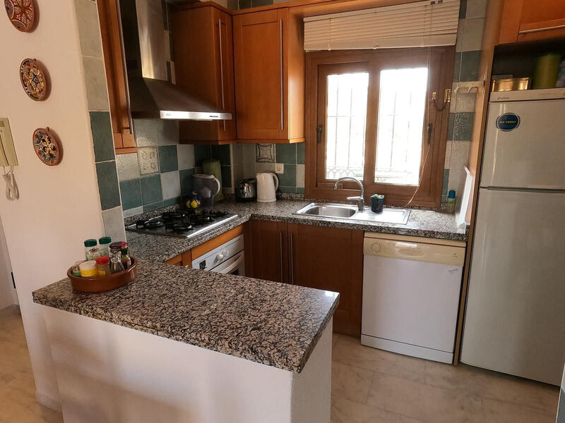 2 спальная комната квартира продается