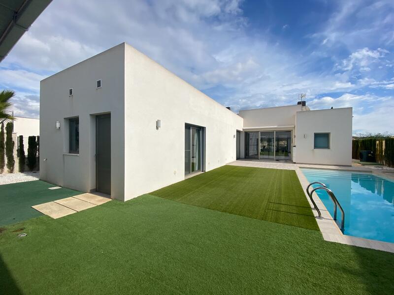 3 slaapkamer Villa Te koop
