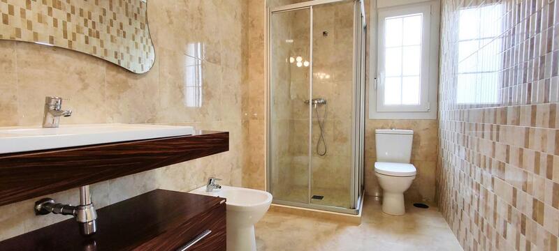 4 slaapkamer Villa Te koop