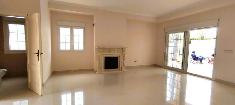 4 slaapkamer Villa Te koop