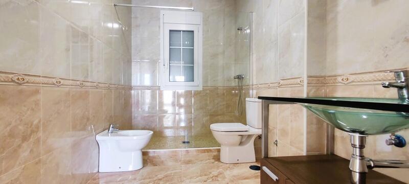 4 slaapkamer Villa Te koop