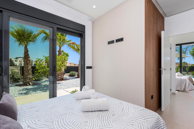 4 Cuarto Villa en venta