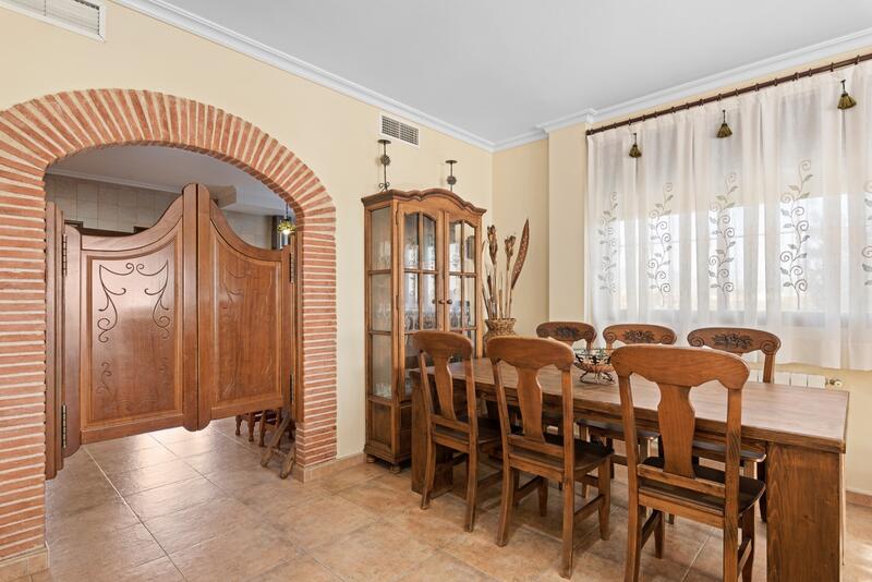 3 slaapkamer Landhuis Te koop