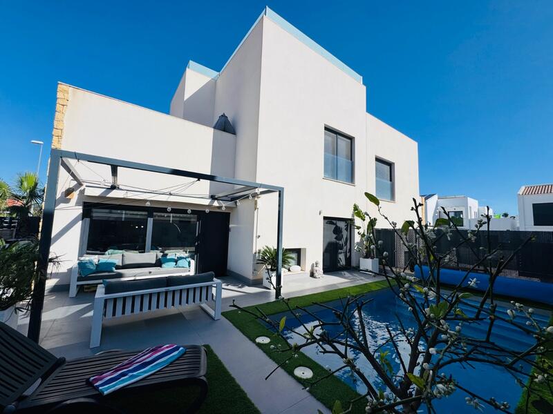 4 Schlafzimmer Villa zu verkaufen