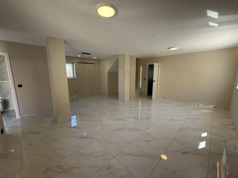 4 Schlafzimmer Villa zu verkaufen