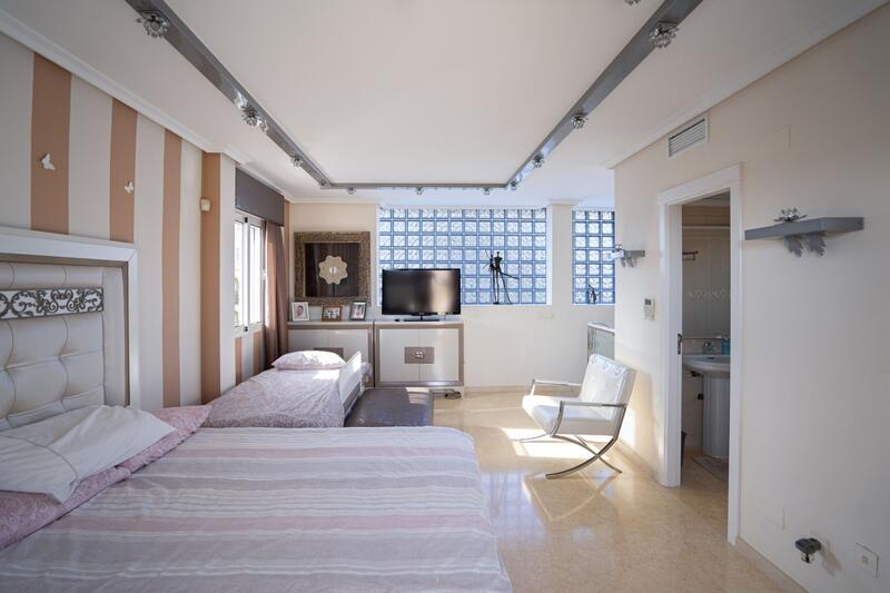 5 slaapkamer Villa Te koop