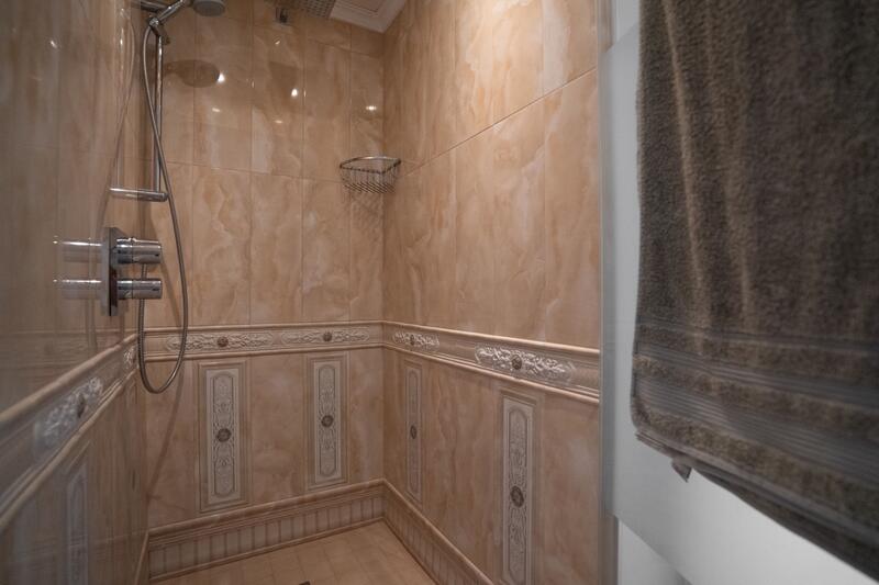 5 slaapkamer Villa Te koop