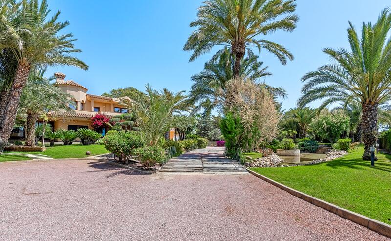 5 slaapkamer Villa Te koop