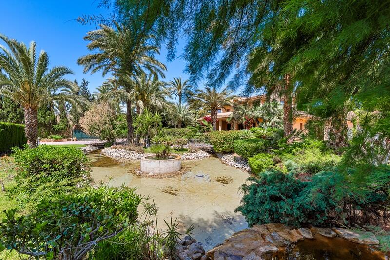 5 slaapkamer Villa Te koop