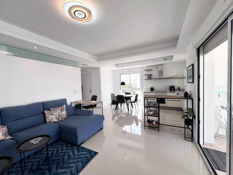 2 slaapkamer Appartement Te koop