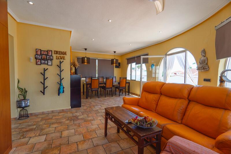 4 Schlafzimmer Villa zu verkaufen