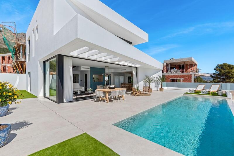 4 slaapkamer Villa Te koop