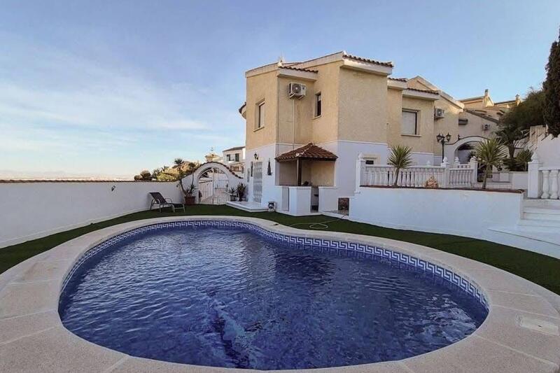 5 Cuarto Villa en venta
