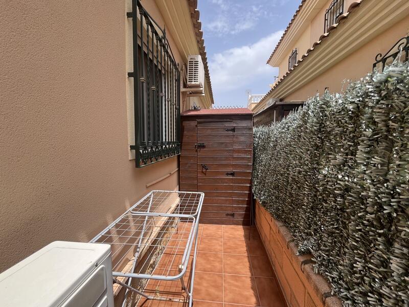 2 Cuarto Villa en venta