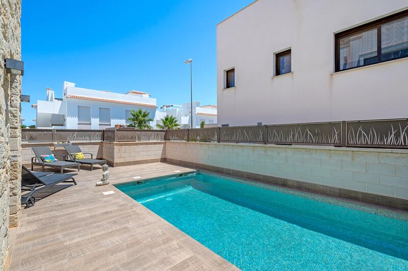 3 slaapkamer Villa Te koop