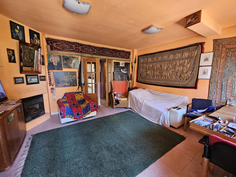 4 Schlafzimmer Stadthaus zu verkaufen