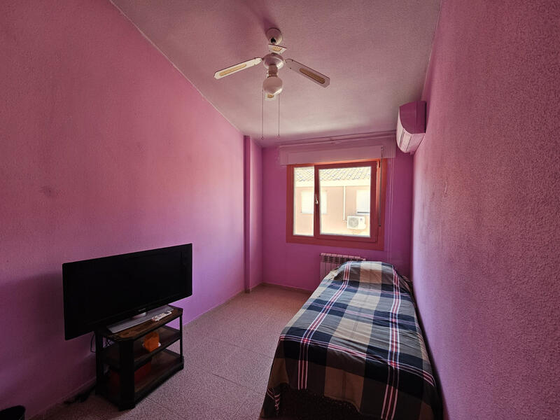 4 Schlafzimmer Stadthaus zu verkaufen