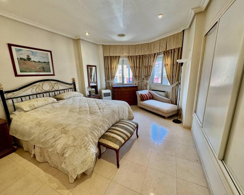4 bedroom Villa for sale