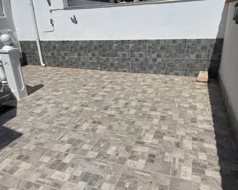2 спальная комната городская тюрьма продается
