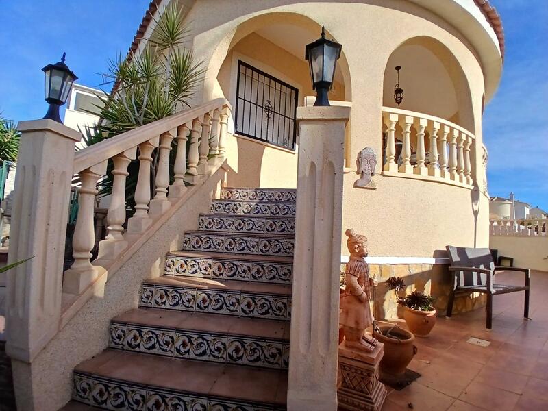 3 slaapkamer Villa Te koop