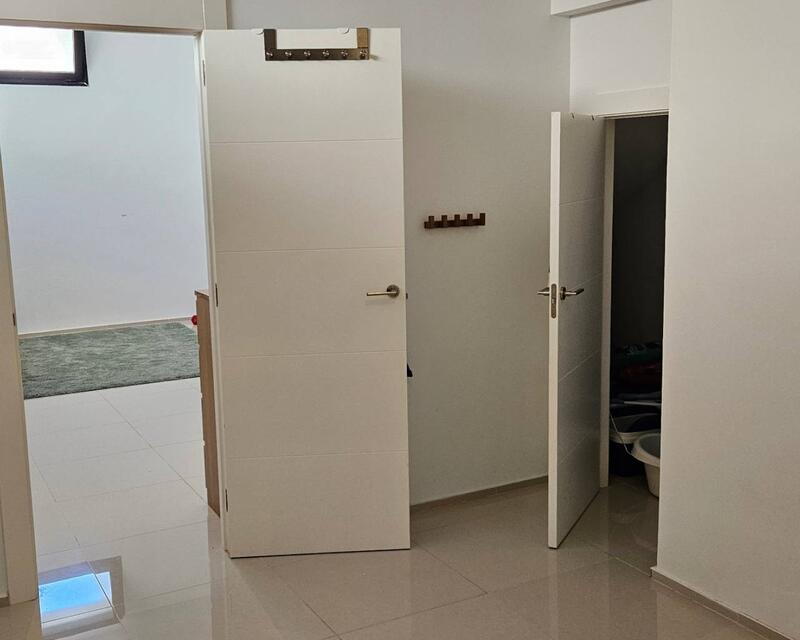 3 slaapkamer Gezinswoning Te koop