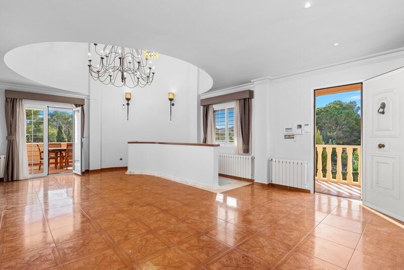 4 sovrum Villa till salu
