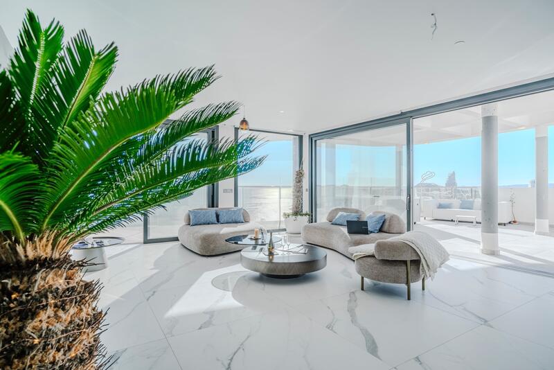 3 bedroom Apartment for sale