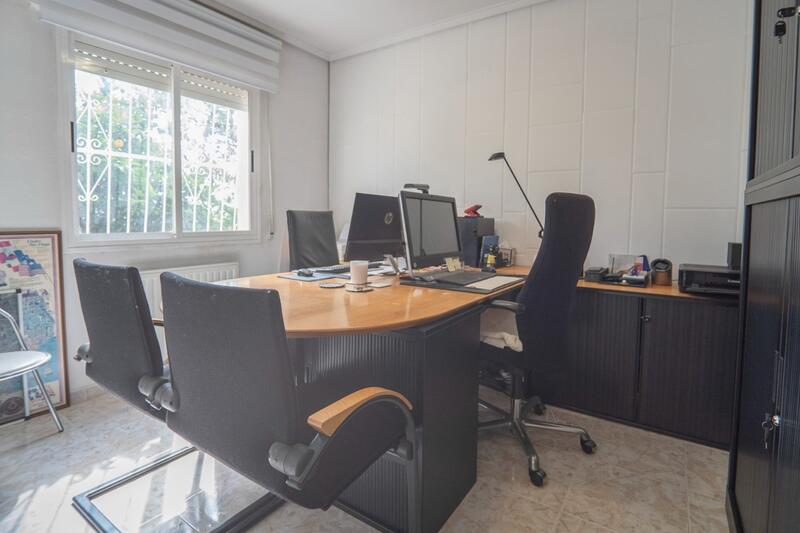 5 Cuarto Villa en venta