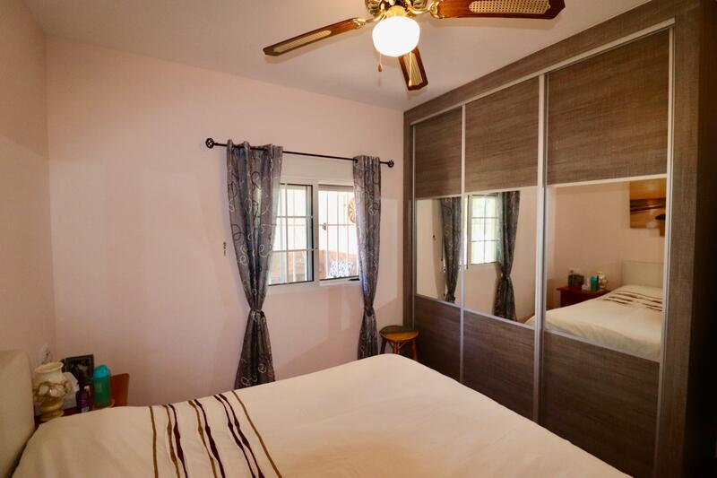 5 bedroom Country House for sale