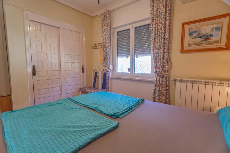 2 Cuarto Villa en venta