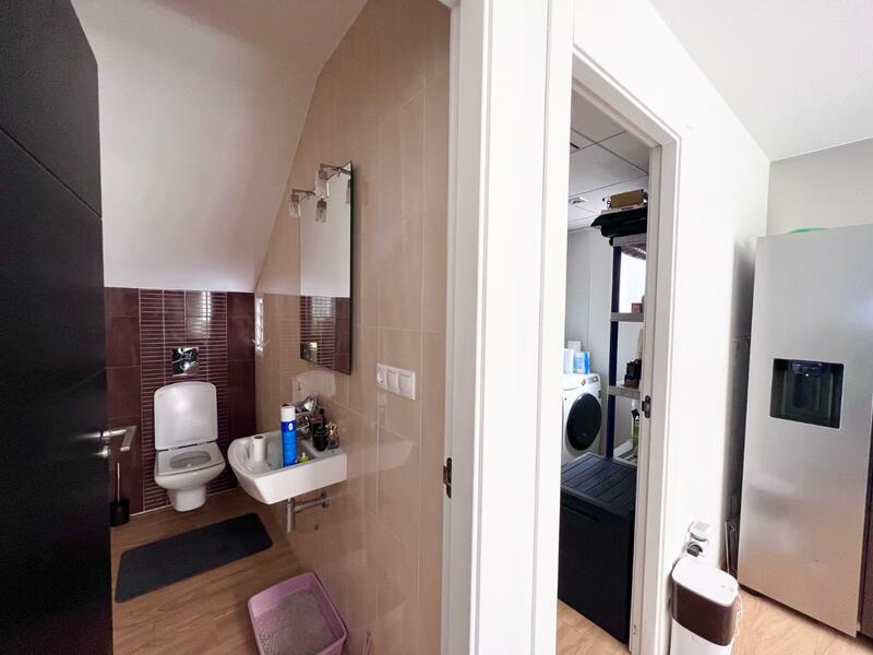 4 Cuarto Villa en venta