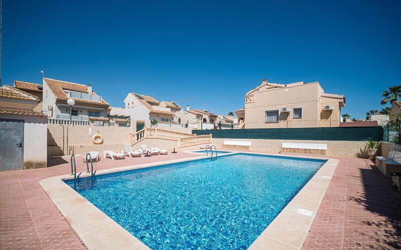 3 Cuarto Villa en venta