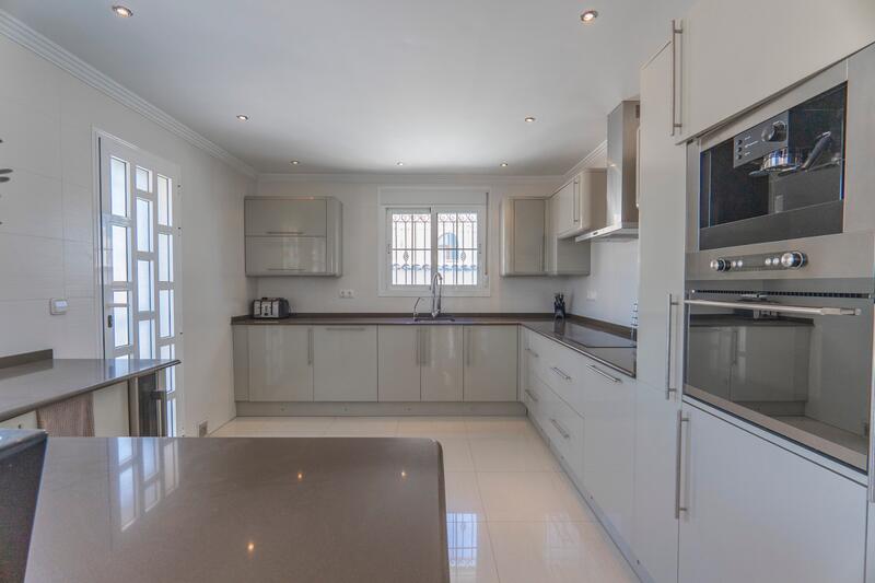 6 slaapkamer Villa Te koop