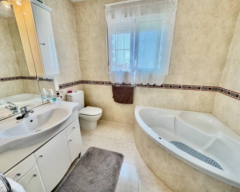 3 sovrum Villa till salu