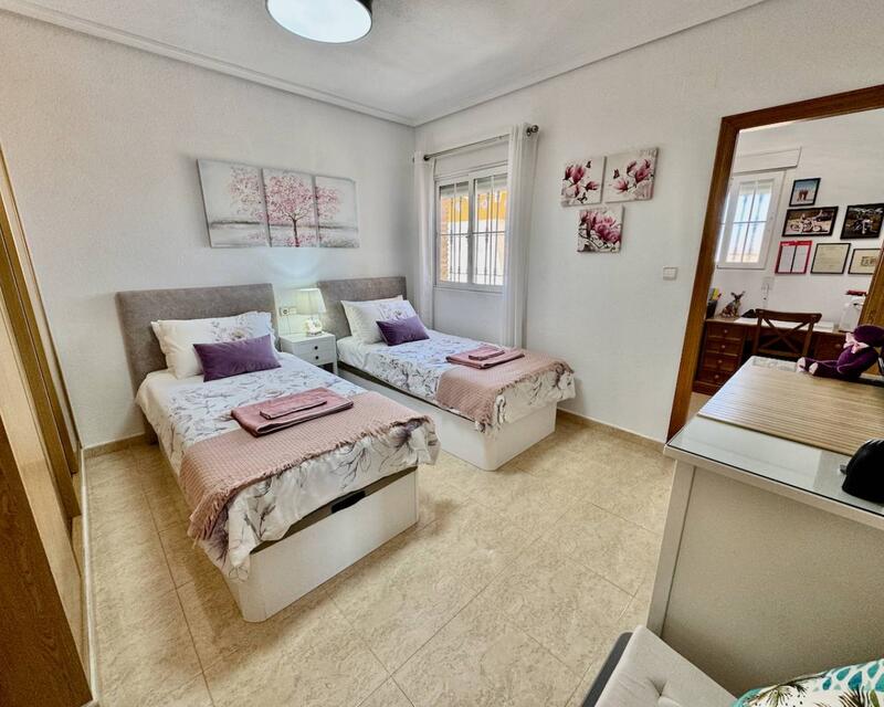 3 slaapkamer Landhuis Te koop