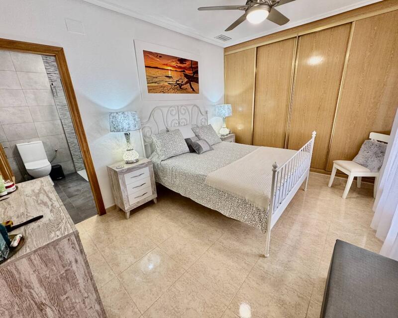 3 slaapkamer Landhuis Te koop