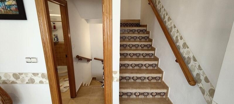 4 bedroom Townhouse for sale